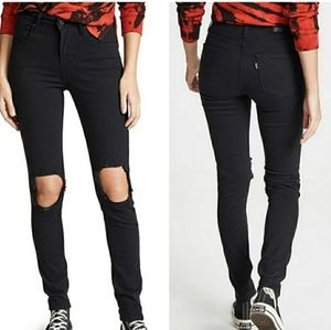 Levi's 721 High Rise Skinny Jeans: Busted Knees